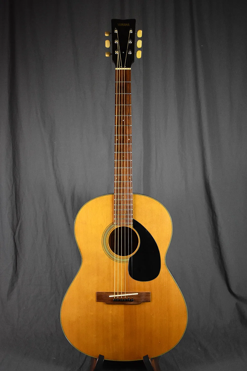 1972(c.) Yamaha FG-75 Folk Guitar