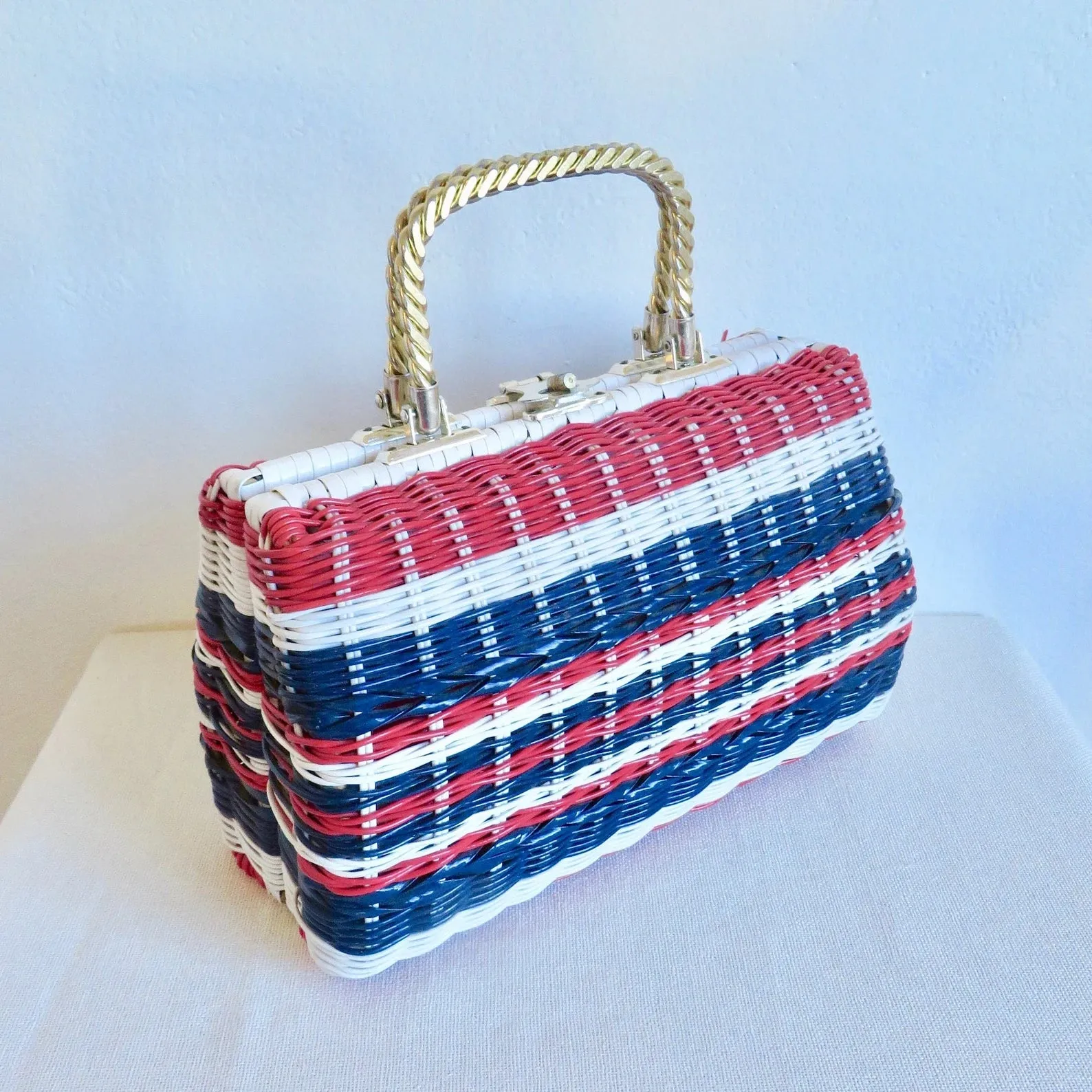 VINTAGE 1960's LARGE RED, WHITE & BLUE "WOVEN" WICKER PURSE